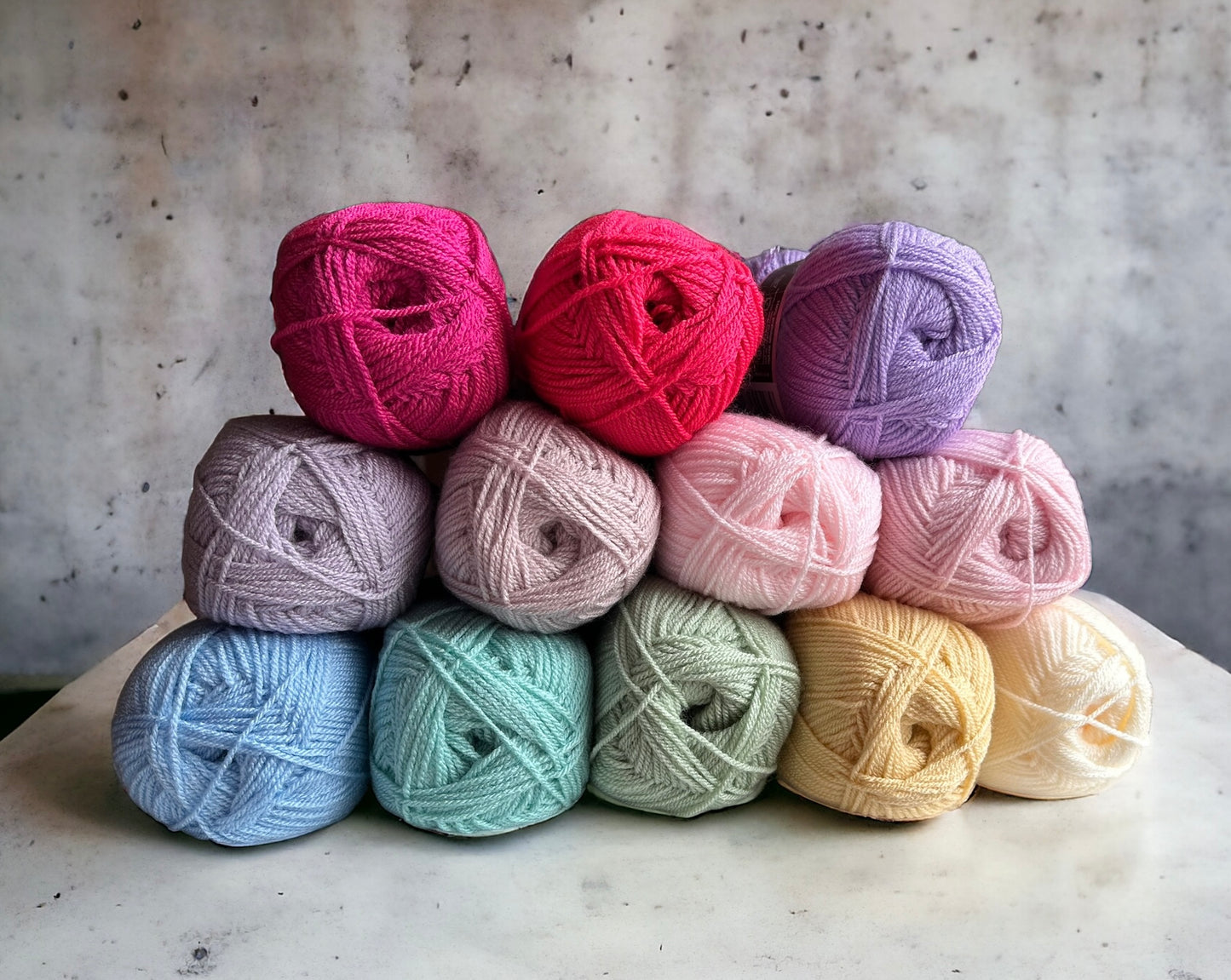 Dream Catcher Skittlebow Crochet Yarn pack 1