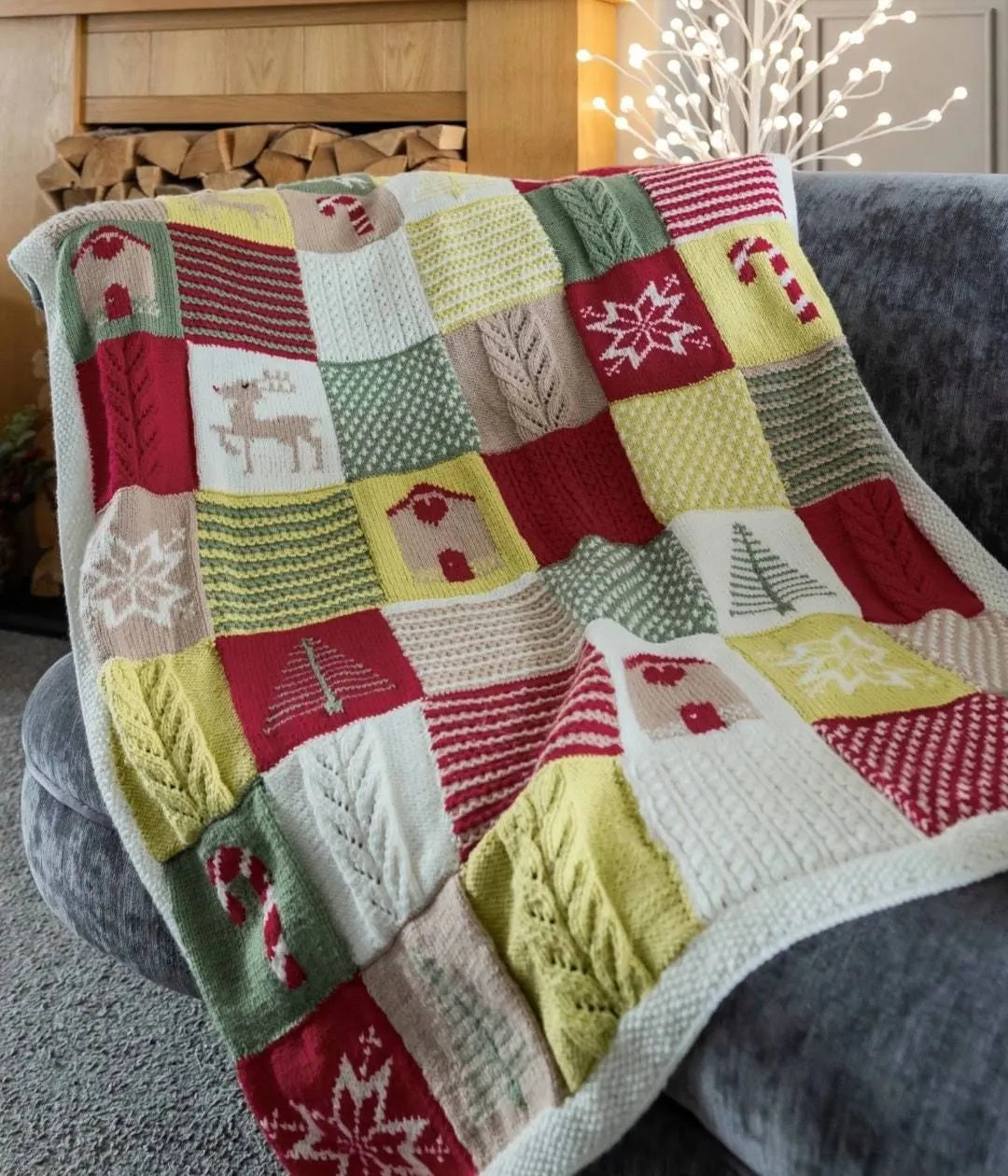 Emu Classic Christmas Blanket Knitting Xmas Yarn DK Double Knit Pattern 1037 ONLY