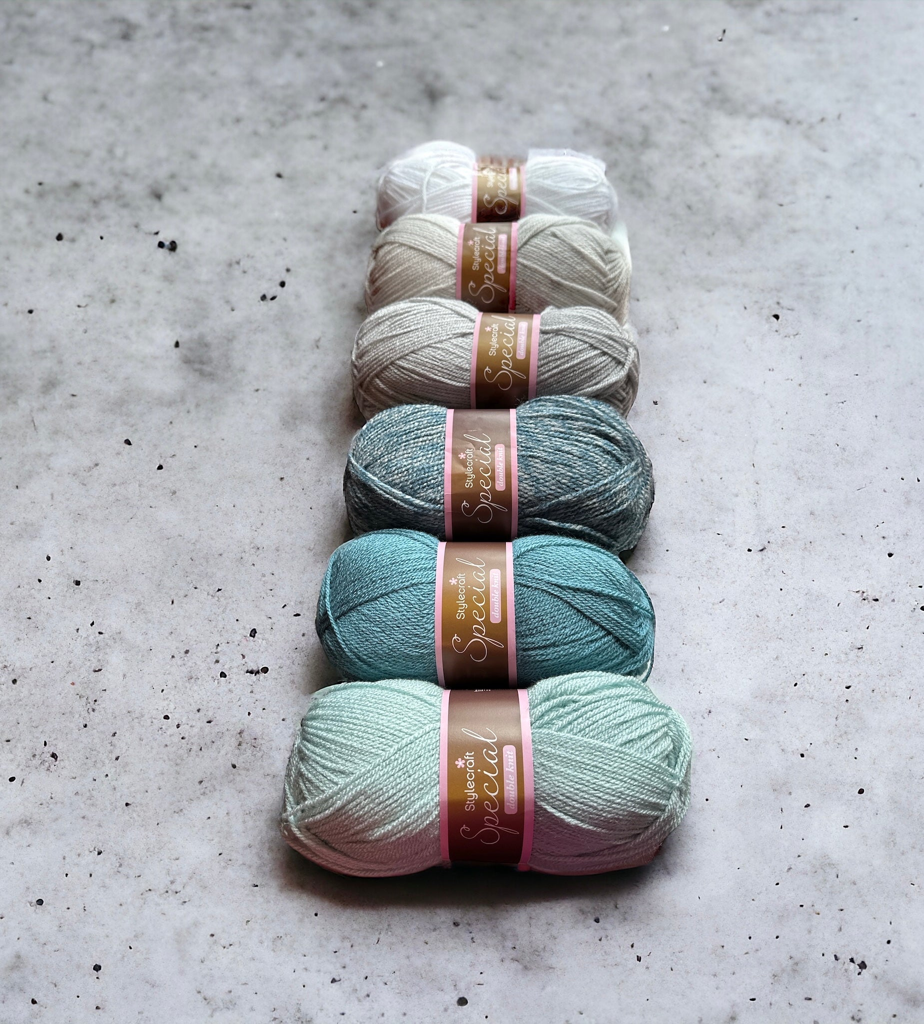 Gentle Waterfalls - Stylecraft Special dk