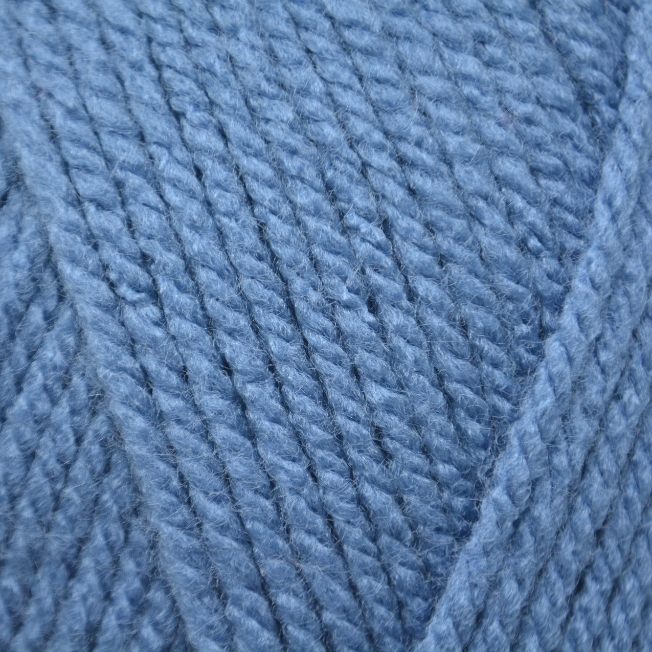 Emu Classic Aran airfroce 101-136