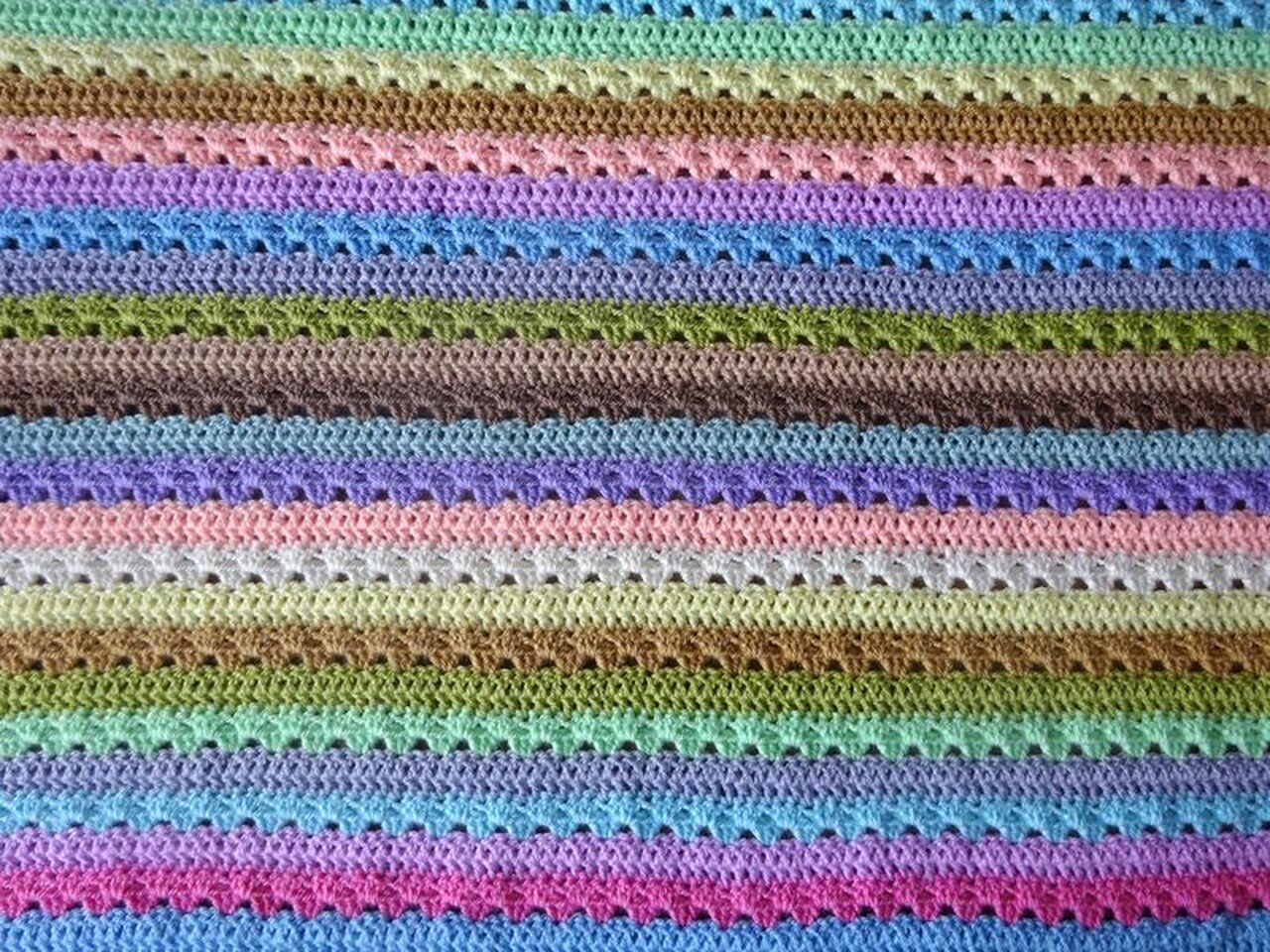 Attic24 Cupcake Stripe Blanket - Yarn Pack