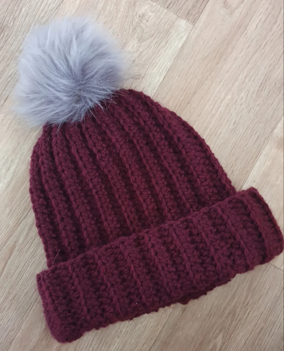 Bobble hat crochet kit